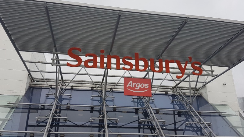 Sainsbury's store at Calcot retail centre, Reading
