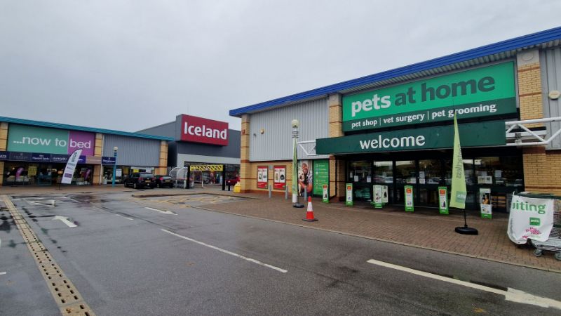 Pets at Home and Iceland at Clwyd Retail Park, Rhyl